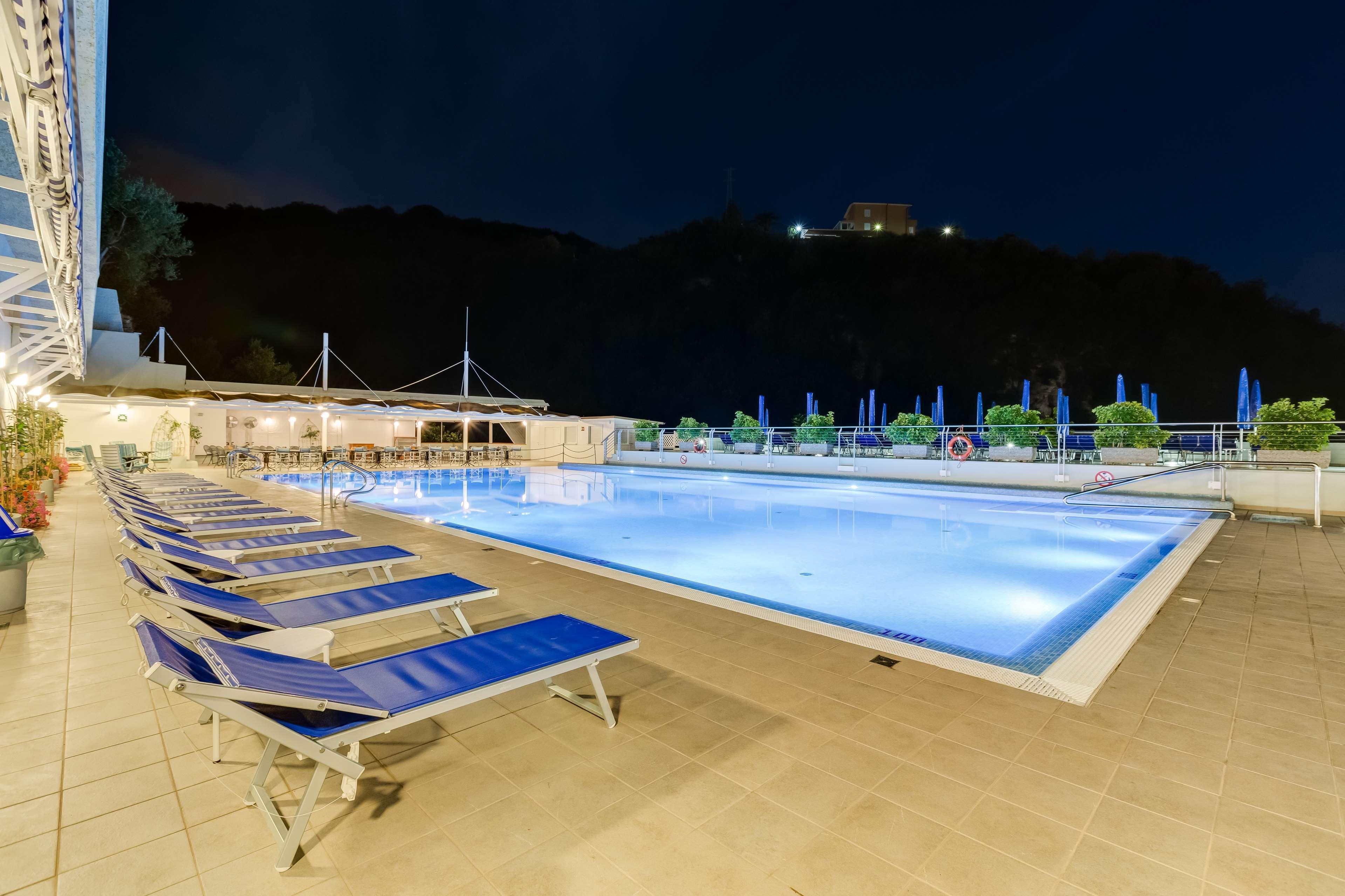 Best Western Hotel La Solara Сорренто Экстерьер фото