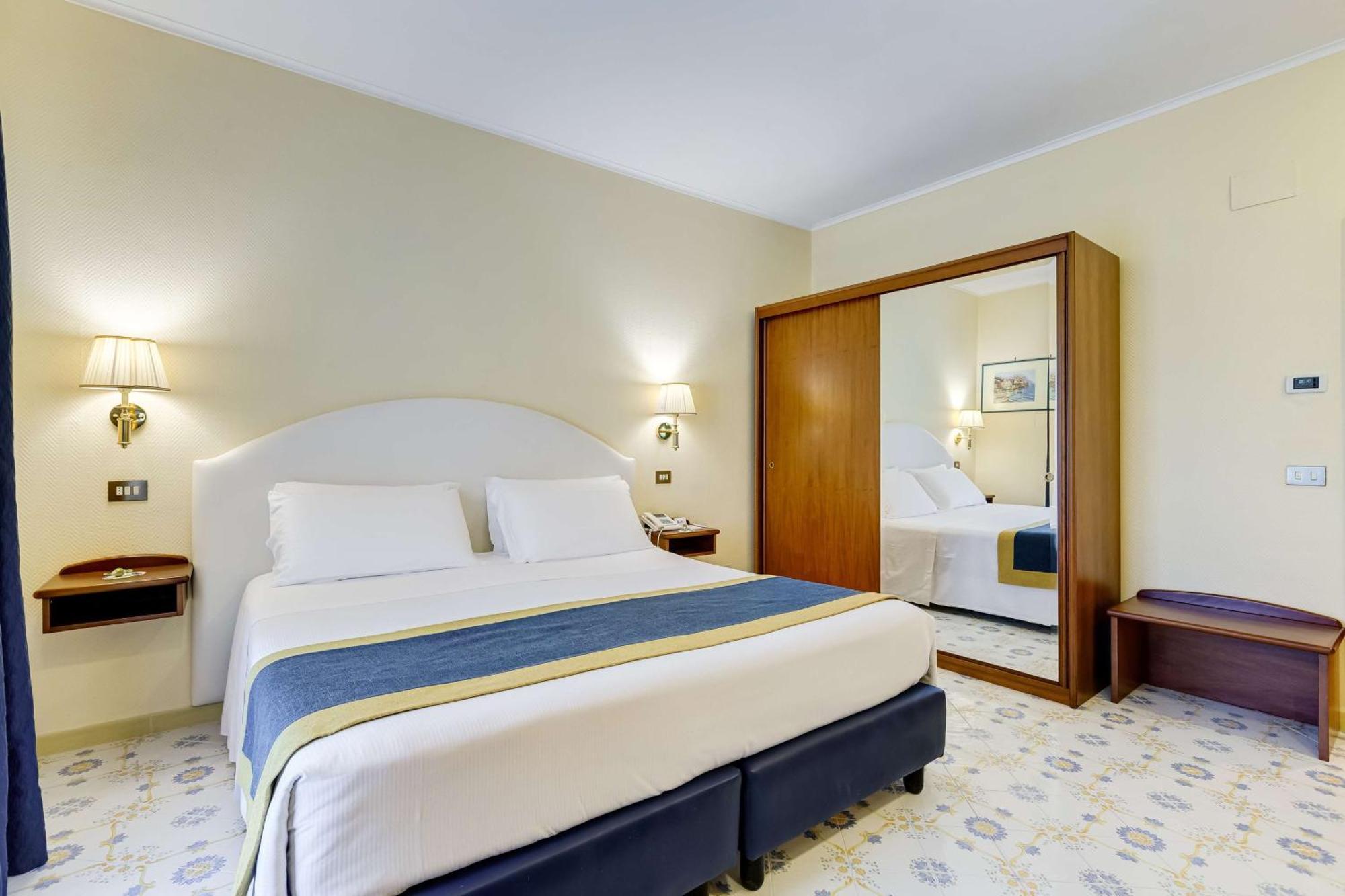 Best Western Hotel La Solara Сорренто Экстерьер фото